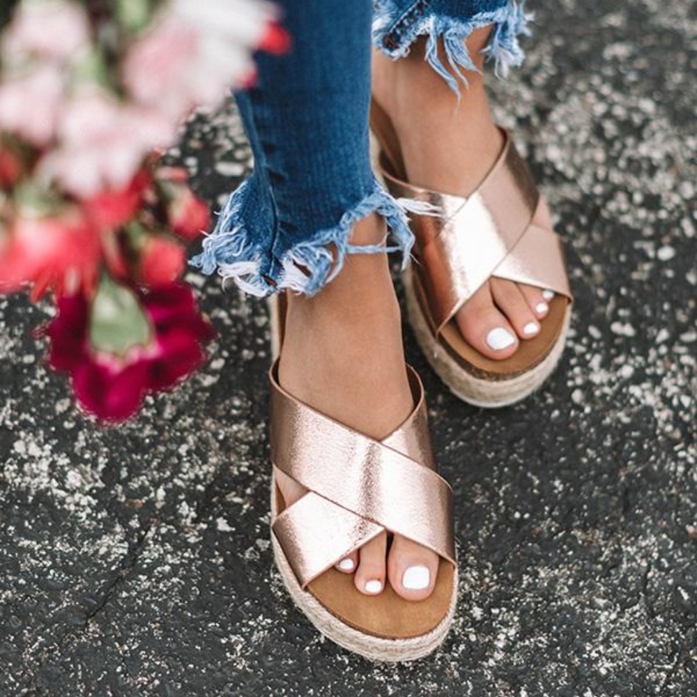 NEW*** TAN LADIES CROSS BANDS PLATFORM SLIDES - Picture 5 of 5